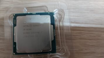 Intel Core i3-8100 3.6 GHz LGA1151 Quad-Core CPU