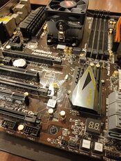 ASRock FM2A85X Extreme6 AMD A85X ATX DDR3 FM2 3 x PCI-E x16 Slots Motherboard for sale