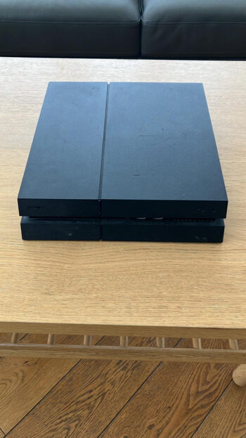PS4 FAT 1TB AND THE LAST OF US 2