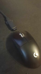 Redeem Logitech G Pro X Superlight žaidimų pelė.