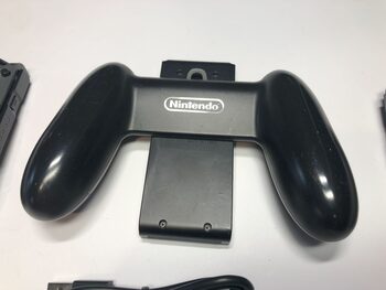 Nintendo Switch Genuine Gray Joy Con and Joy Con Grip HAC-011 and USB C cable