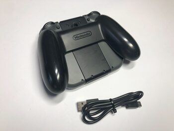 Nintendo Switch Genuine Gray Joy Con and Joy Con Grip HAC-011 and USB C cable