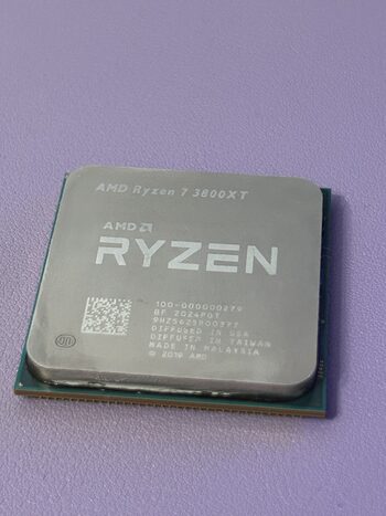 AMD Ryzen 7 3800XT 3.9-4.7 GHz AM4 8-Core CPU