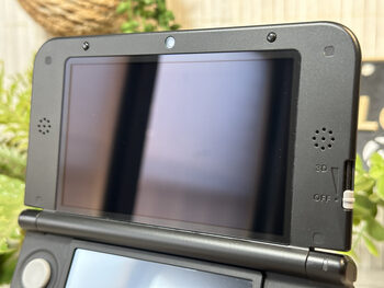 Nintendo 3DS XL, Black