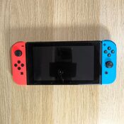 Consola Nintendo Switch con Joy Con Neon Rojo Azul