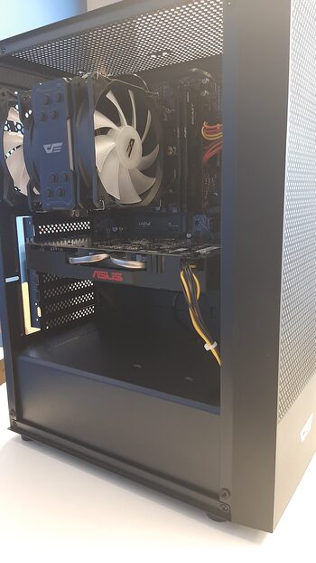 Žaidimų Kompiuteris Ryzen 5/16GB/RX570/500NVME for sale