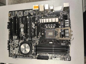 Asus Z97-AR Intel Z97 ATX DDR3 LGA1150 3 x PCI-E x16 Slots Motherboard