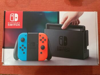 Nintendo Switch V1 Azul y Rojo Neón