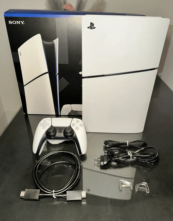 Playstation 5 Slim Digital Edition, Black & White, 825GB