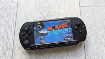 Atrištas PSP Street (E1000), 2GB + 5 žaidimai