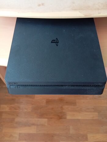 PlayStation 4, Black, 1TB