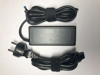 HP 854055-003 65W 19.5V 3.33A 4.5mm x 3.0 mm Genuine Power Adapter Charger