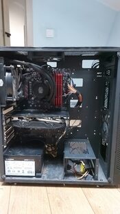 i9 PC ir monitorius