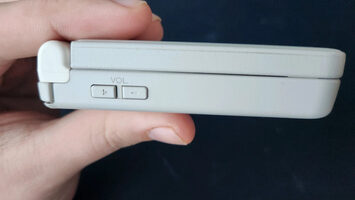 Nintendo DSi XL, White