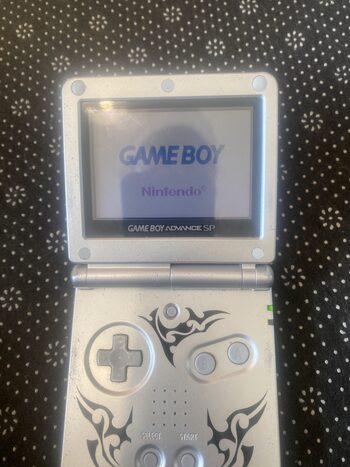 Gameboy advance Sp Tribal edition