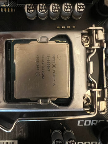 Intel Core i5-9600KF 3.7-4.6 GHz LGA1151 6-Core CPU