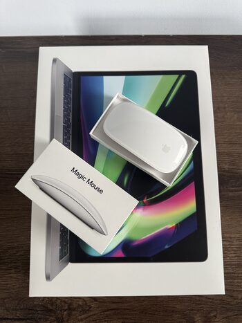 Get Apple MacBook Pro 13 Arm-based Apple M1 Arm-based M1 8-core / 8GB DDR4 / 256GB NVME / 58.2 Wh / Wi-Fi 6 AX201 / Silver