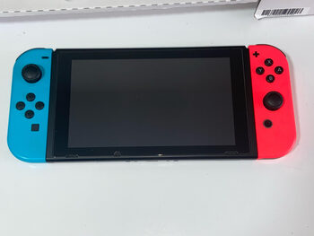 Nintendo Switch V2 como nueva