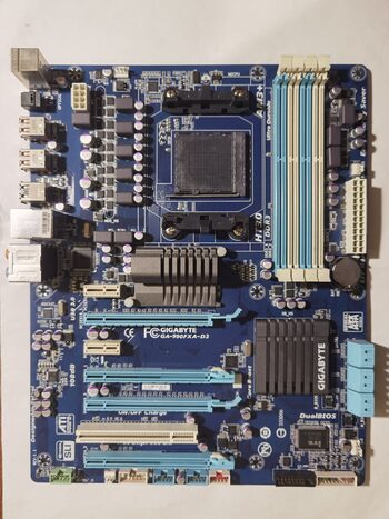 Gigabyte GA-990FXA-D3 AMD 990FX ATX DDR3 AM3+4 x PCI-E x16 Slots Motherboard