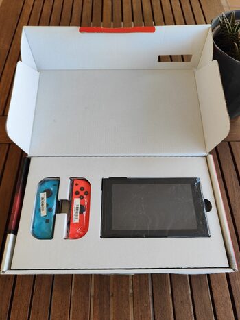 Get Nintendo Switch V2 (Rojo y Azul) + Extras