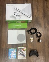 Xbox One S, White,500gb 1 pultas 2 žaidimai CD