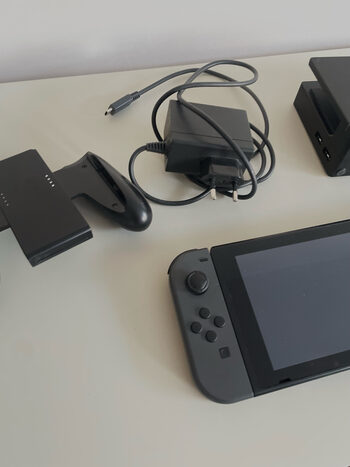 Nintendo switch grey 