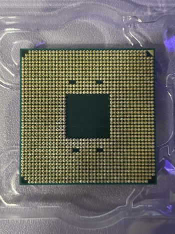 Redeem AMD Ryzen 7 3800XT 3.9-4.7 GHz AM4 8-Core CPU