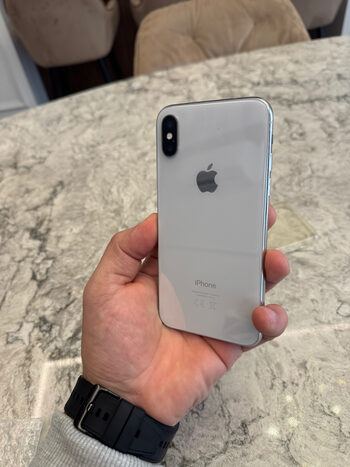 Apple iPhone XS 64GB Silver