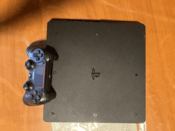  PS4 Slim 1TB + Mando