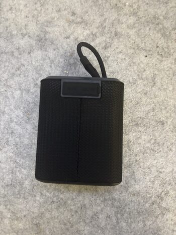 Buy kolonėlė/ speakers naujas, nenaudotas type c veikia gerai,
