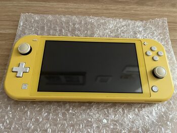 Nintendo Switch Lite, Yellow, 256GB su dėklu bei žaidimu