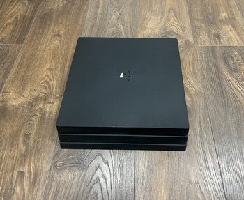 Playstation 4 Pro, Black, 1tb/3 žaidimai/2 pultai