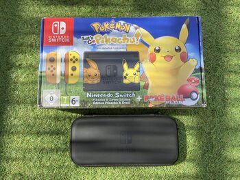 Nintendo Switch Let's Go Pikachu + Pokéball Plus