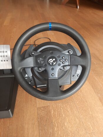 Redeem Thrustmaster T300rs GT vairas ir pedalai