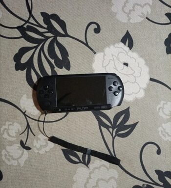 PSP Street (E1000), Black, 32MB