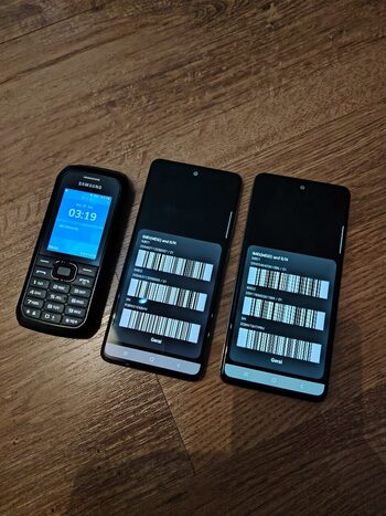 3 Samsung telefonai