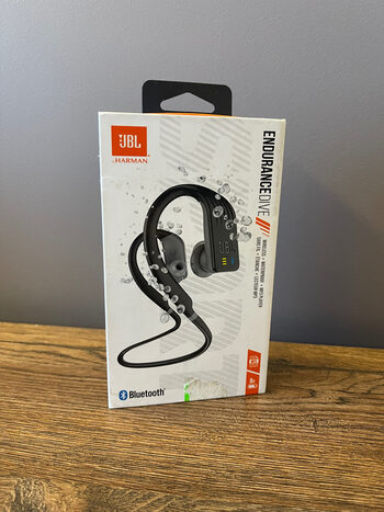 JBL Endurance Dive