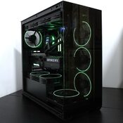 Ryzen 7 7800X3D B650-E WiFi 32GB DDR5 2TB NVMe SSD RTX 5070 Ti 16GB