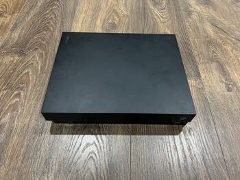 Xbox One X, Black, 1tb/3 žaidimai