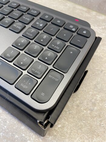 Logitech MX Keys belaidė klaviatūra
