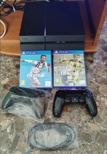 Play Station 4 for sale