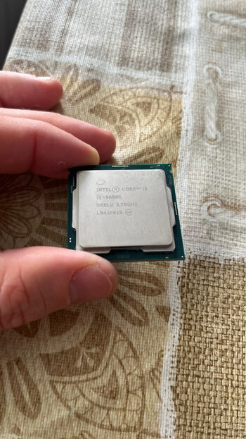 Intel Core i5-9600K 3.7-4.6 GHz LGA1151 6-Core CPU