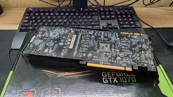 Gigabyte GeForce GTX 1070 8 GB 1556-1771 Mhz PCIe x16 GPU