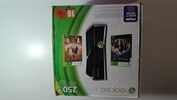 Xbox 360 S 250GB + Halo Reach + Fable III + Oblivion + Skyrim