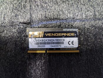 CORSAIR VENGEANCE 4GB DDR3 1600mhz Cl9 CMSX8GX3M2A1600C9