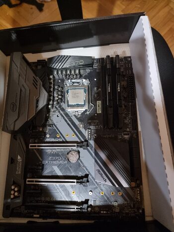 i9-9900k, asrock z370 extreme4, ddr4 16bg ram