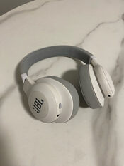 JBL E55BT