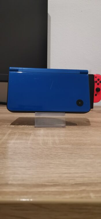Nintendo DSi XL, Blue