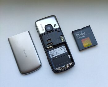 Nokia 6700 classic Matte metallic