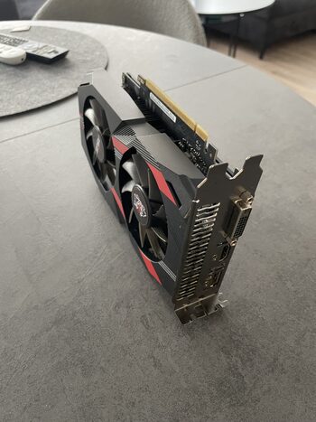 Asus GeForce GTX 1050 2 GB 1404-1544 Mhz PCIe x16 GPU